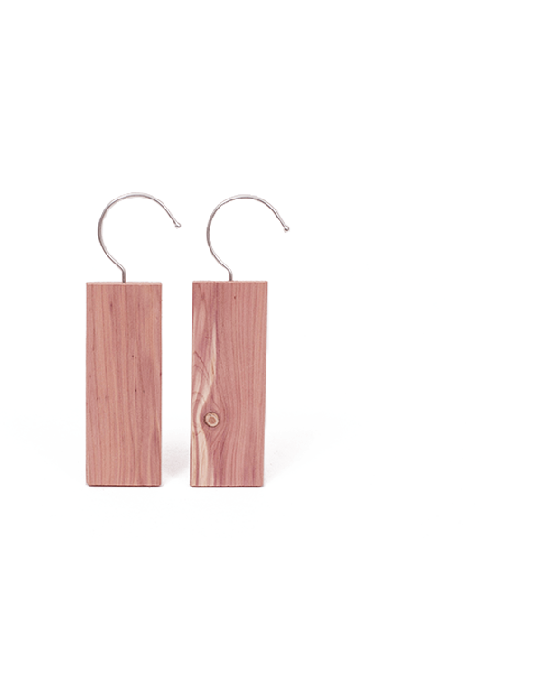 Cedar Hang up